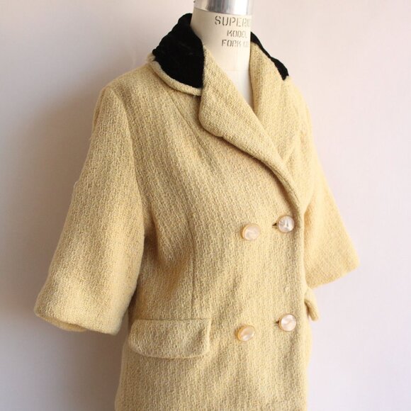Vintage 1960s Jacket, Yellow with Black Velvet Collar, Double Breasted - Picture 5 of 10